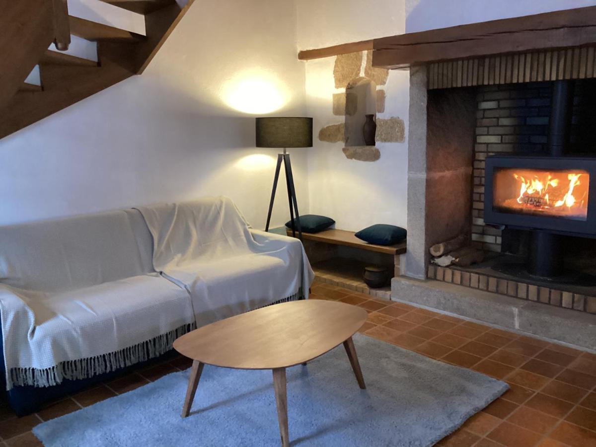 La Maisonnette Des Champs Pierre-Buffière Екстериор снимка